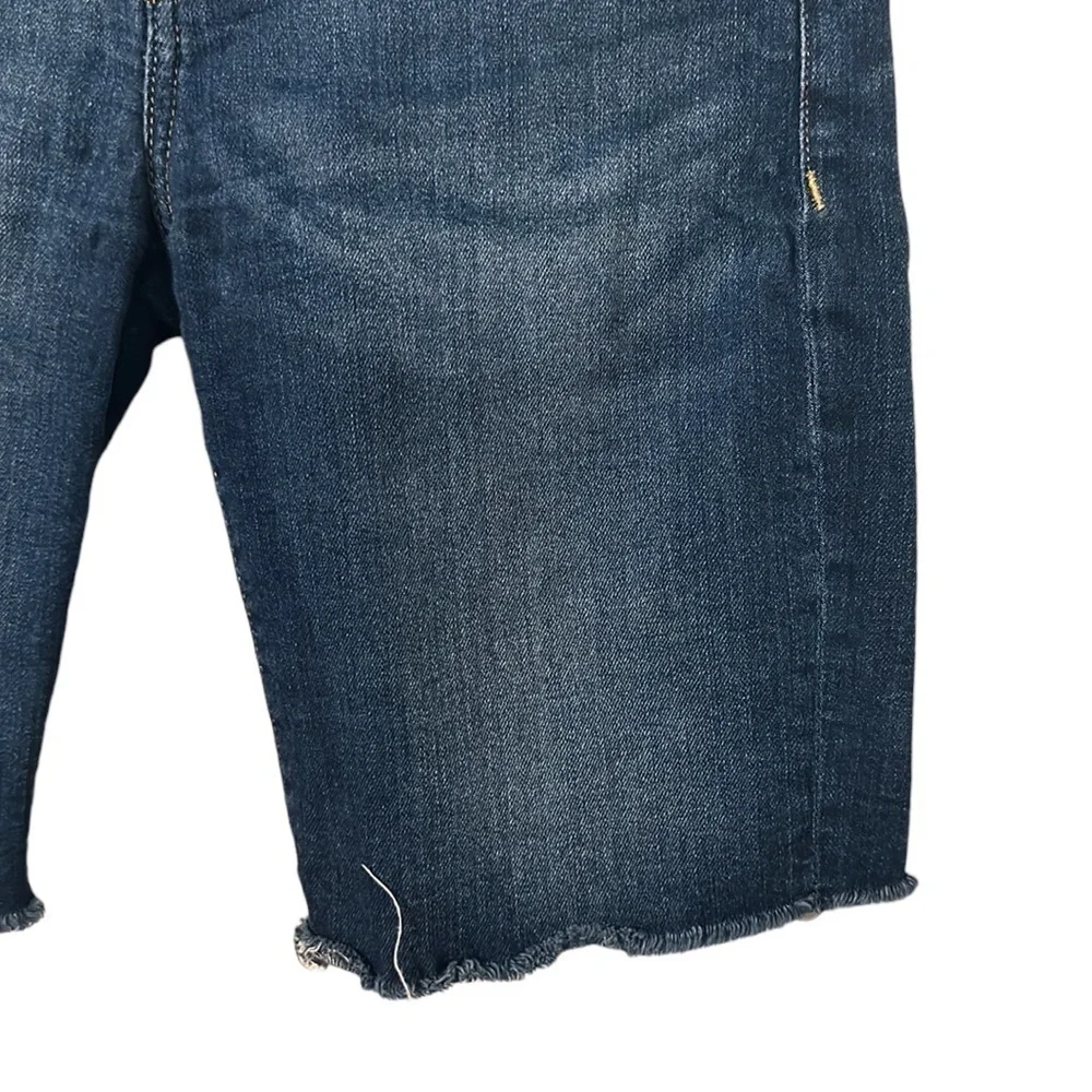 Blank NYC Women’s Frayed Hem Above The‎ Knee Denim Shorts Size 25